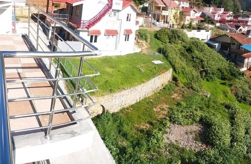 Ooty House | DayLight Aurelia Hills