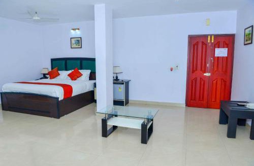 Cherplassery Hotel | Deepa Restaurant and Tourist Home