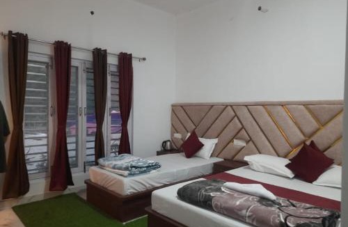 Majkhali Hotel | Deepraj Homestay and Restuarant