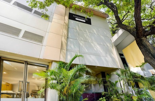 Sakinaka House | Deluxe Hotel Amour