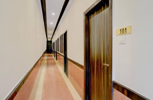 Sakinaka House | Deluxe Hotel Amour