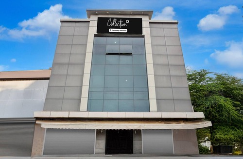 Jabalpur House | Deluxe Hotel Koshalya Mohan