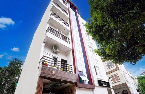 Kakarmatha House | Deluxe Hotel SKR