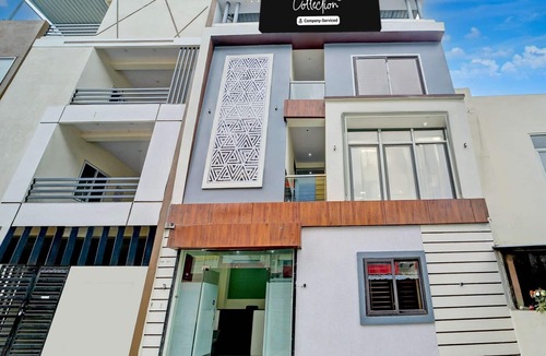 Rau House | Deluxe Hotel Sp14