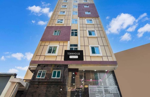 Hyderabad House | Deluxe Kokapet Near GAR