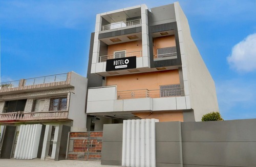 Bareilly House | Deluxe Mohini Guest House