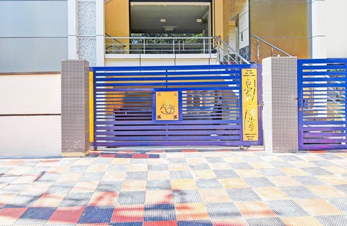 Dwaraka Nagar House | Deluxe Relax Resto Inn