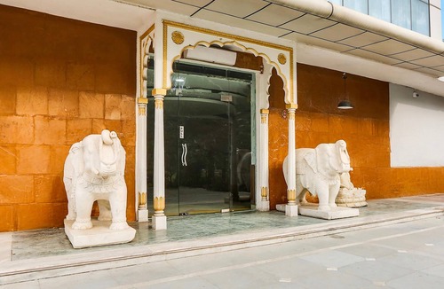 Bhiwadi House | Deluxe Ridgewood Palace