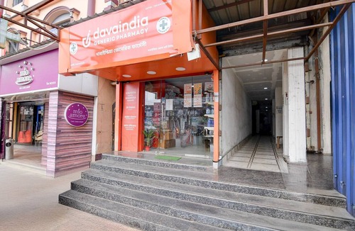 Kolkata House | Deluxe Room Chowdhury Guest House
