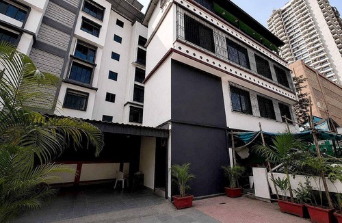 Kandiwali West House | Deluxe Sri Sai Regency