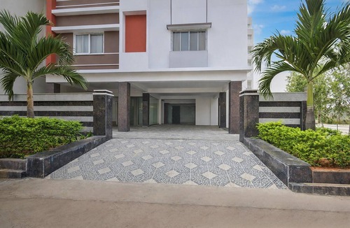 Gachibowli House | Deluxe Srinika Inn