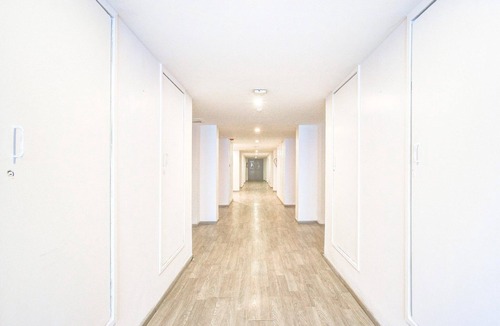 Lakdi Ka Pul House | Deluxe Super Townhouse Lakdikapul