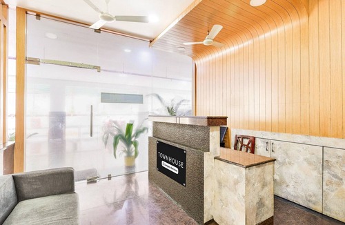 Dwaraka Nagar House | Deluxe With Twin Bed The Pallagio