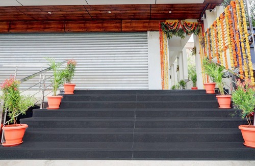 Warangal House | Deluxe With Twin Bed Vishnu Grand