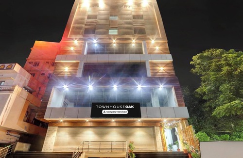 Warangal House | Deluxe with Twin Bed Vishnu Grand Premium Rooms