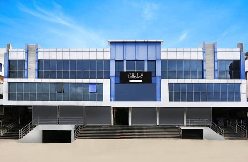 Bowenpally House | Deluxealpine Glow Pinnacle