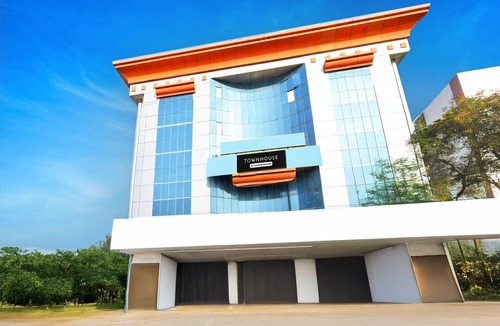 Ameerpet House | DeluxeAmeerpet Balkampet Road