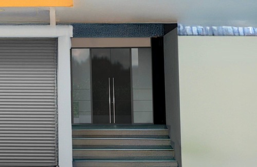 Hyderabad House | DeluxeCollection O Kothapet Near Omini Hospital