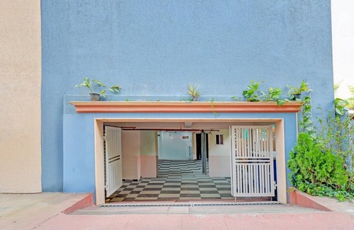 Kondapur House | DeluxeDunes inn