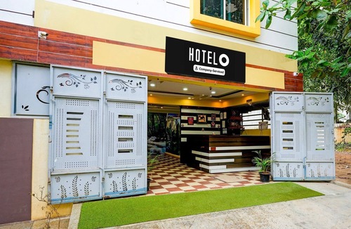 Bengaluru House | DeluxeGanakkal Near BGS Hospital Junction