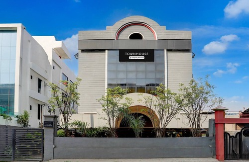 Nagpur House | Deluxehotel Satya