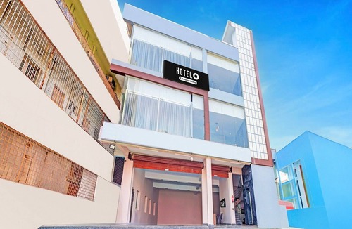 Vijayawada House | DeluxeHotel Sri vihaan premium ROOMS
