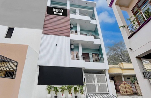 Bareilly House | DeluxeNeelam Hotel