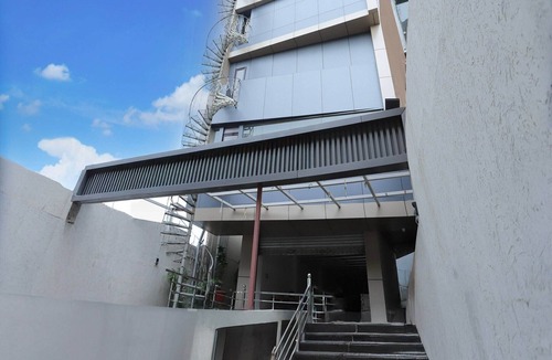 Ranchi House | DeluxeRauniyar City Centre Ratu Road