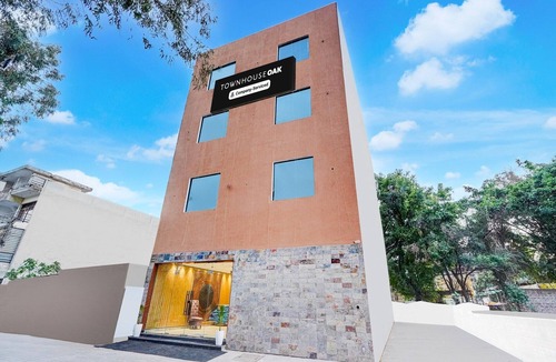 Zirakpur House | DeluxeTroy Resorts and Wellness