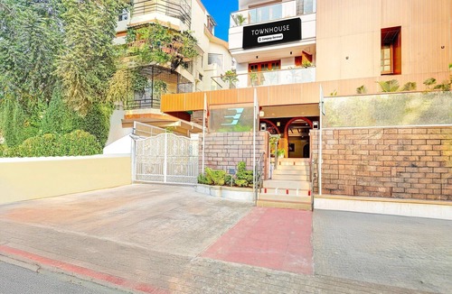 Dwaraka Nagar House | DeluxeVIJAYA RESIDENCY