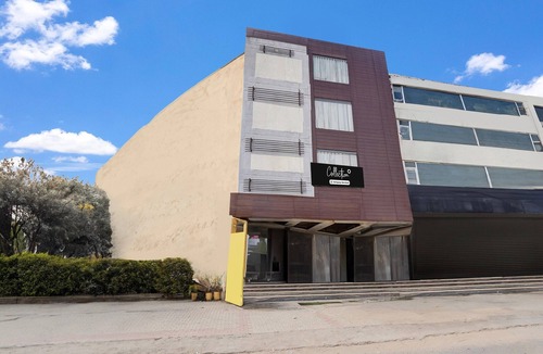 Zirakpur House | Deluxezirakpur Patiala Road