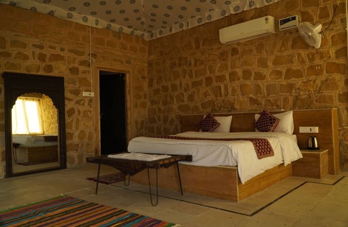 Kanoi Resort | Desert Abu Safari