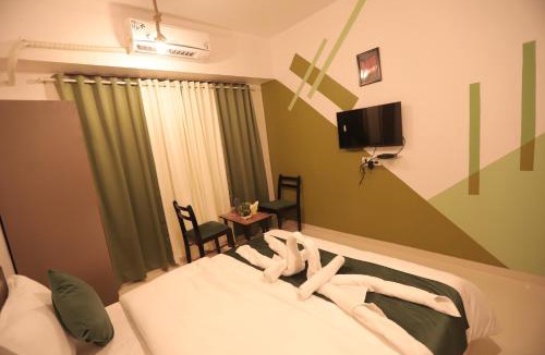 Goregaon West Bed & Breakfast | Dev Shelters Goregaon West Surya Bangalow