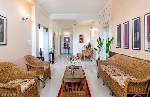 Shavri Colony Hotel | Dev Villa