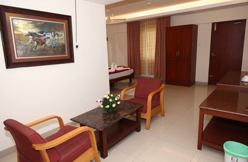 Hosur Hotel | Dhanunjaya's Luxury Hotel