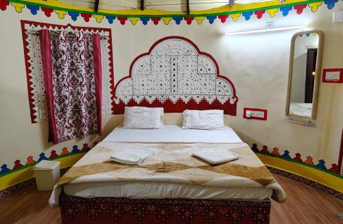 Dholavira Hotel | Dholavira Village resort