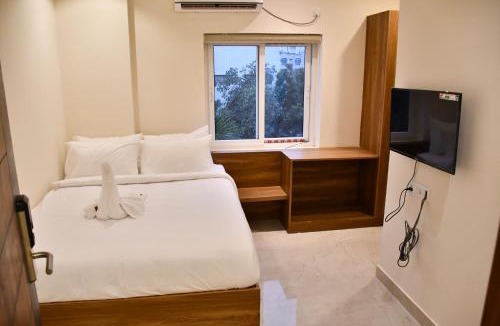 Hyderabad Hotel | Dhruv Elite and Banquets