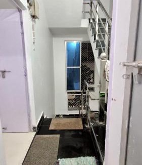 Jhusi Apartment | Diamond Home Stay