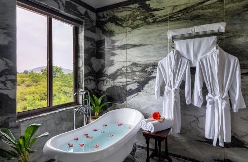 Bedla House | Dilip Niwas Luxe Stay - Near Fateh Sagar Lake 2 KM