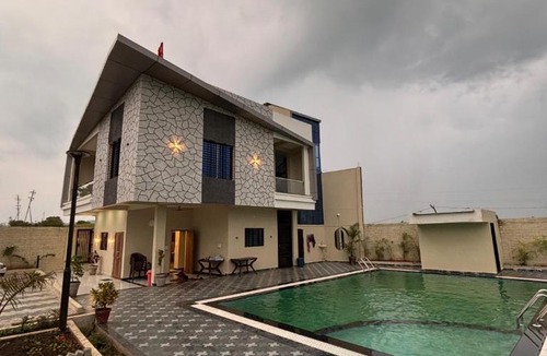 Mhow Villa | Discovery Farm