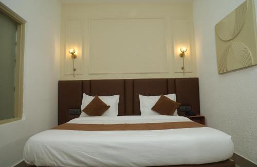 Karnal Hotel | Divine Hotel
