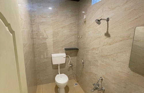 Wai Hotel | Divine Stay Inn Resort