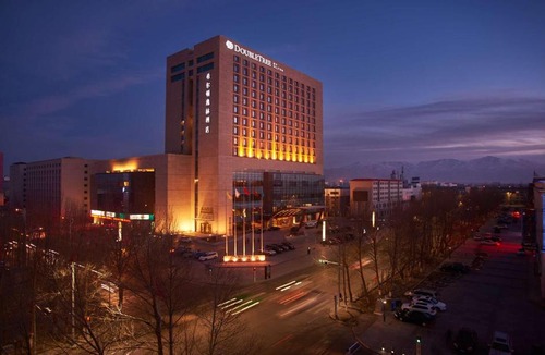 Kunlunlu Hotel | DoubleTree by Hilton Qinghai - Golmud