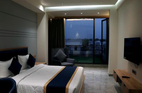 Wadhwan Hotel | Dream Inn By Nexottel