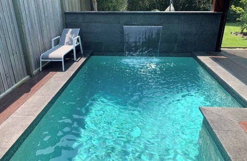 Casuarina House | Dreamy Beachfront Retreat! Perfect for families & couples to escape.