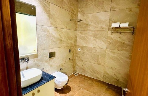 Siswan Hotel | DREAMZ INN & SUITE