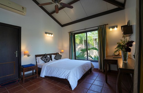 Igatpuri Hotel | E and G Green Court