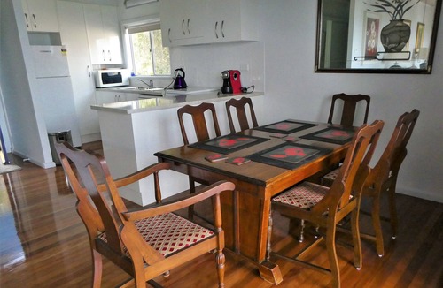 Crowdy Head House | Eagles Nest Cottage where everything is better with an ocean view and breeze