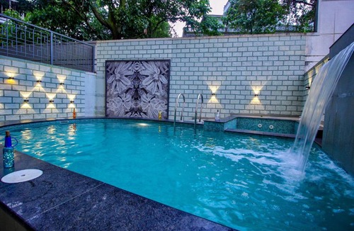 Kune Village Villa | EKO STAY Gold- White Waters Villa