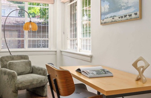 Rose Bay Apartment | Elegant Art Deco 2BR Apartment in Prime Rose Bay